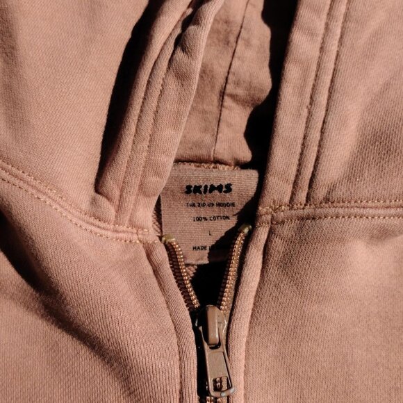 Skims Women's Brown and Tan Hoodie - Picture 2 of 4